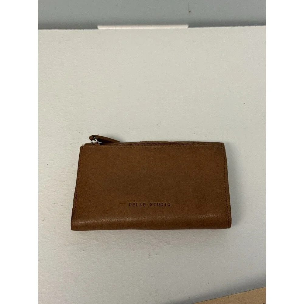 Pelle Studio Brown Leather Trifold Wallet Organizer Snap Zipper Pocket Compact